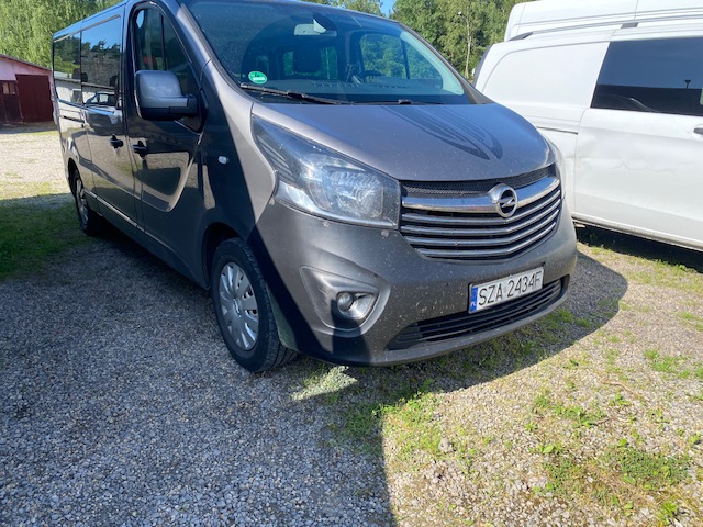 Opel Vivaro 9 osobowy